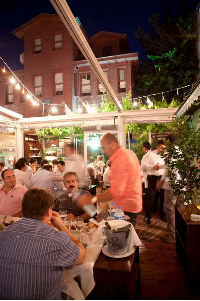 The 14 Best Restaurants in Sultanahmet (Istanbul Old City)