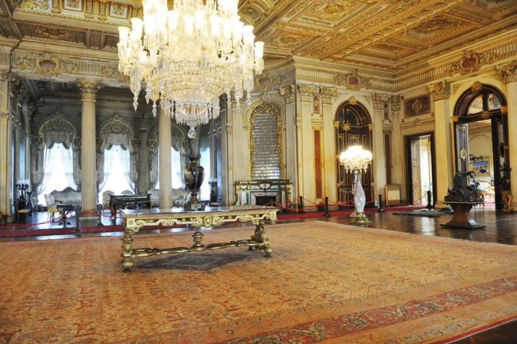 Palaces in Istanbul: The 10 Stunning Royal Ottoman Palaces