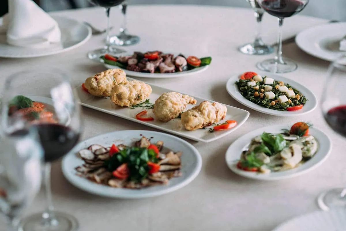 Del Mare is one of the best seafood restaurants in Istanbul.