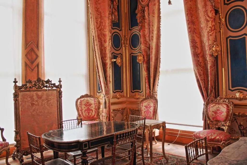 Palaces in Istanbul: The 10 Stunning Royal Ottoman Palaces