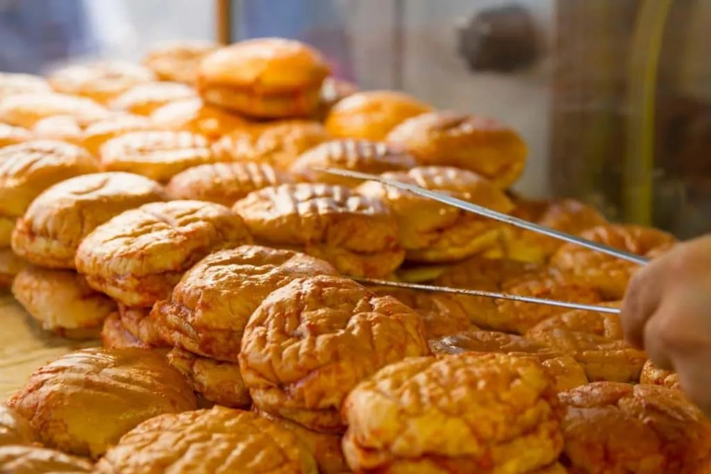 20 Best Turkish Street Food in Istanbul: Complete Guide & Where to Find Them