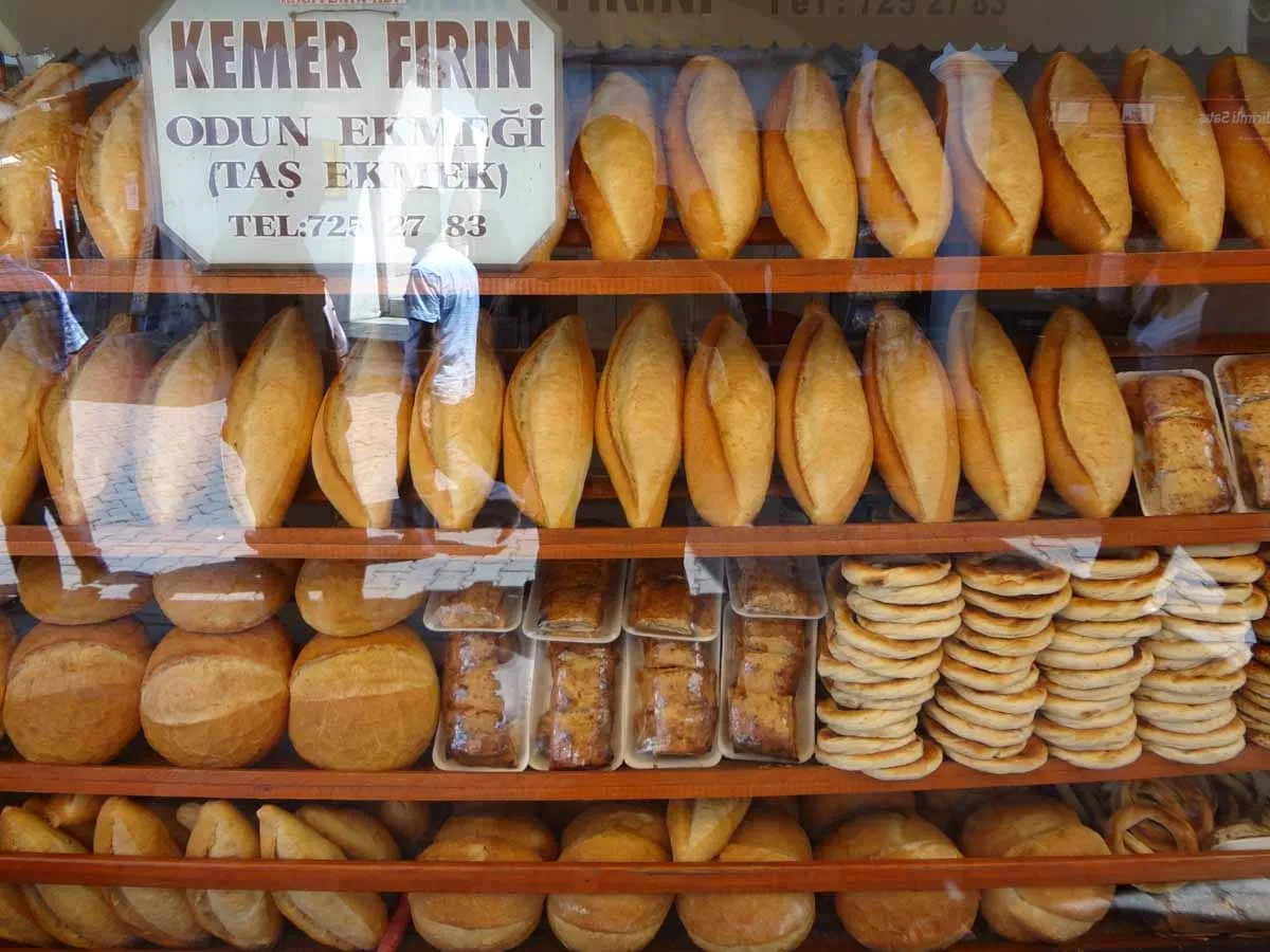 Turkish Cuisine: A Complete Guide to Turkish Food & Drinks