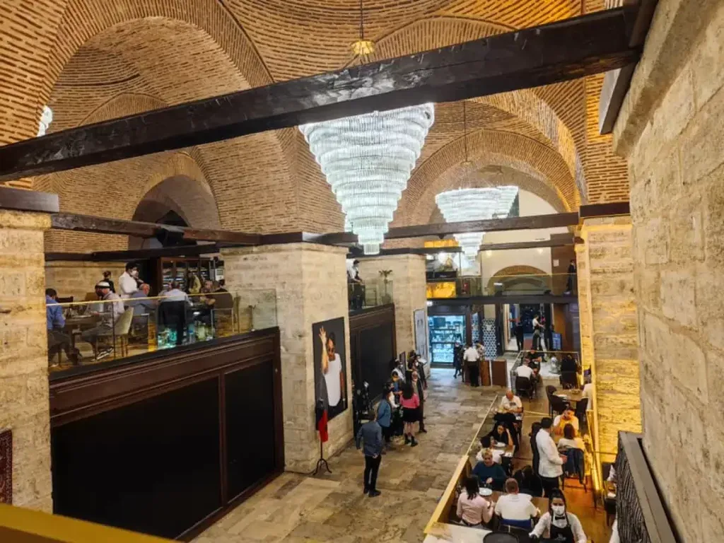 Grand Bazaar Istanbul: Best Shops & Things to Buy