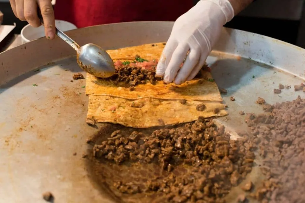 20 Best Turkish Street Food in Istanbul: Complete Guide & Where to Find Them