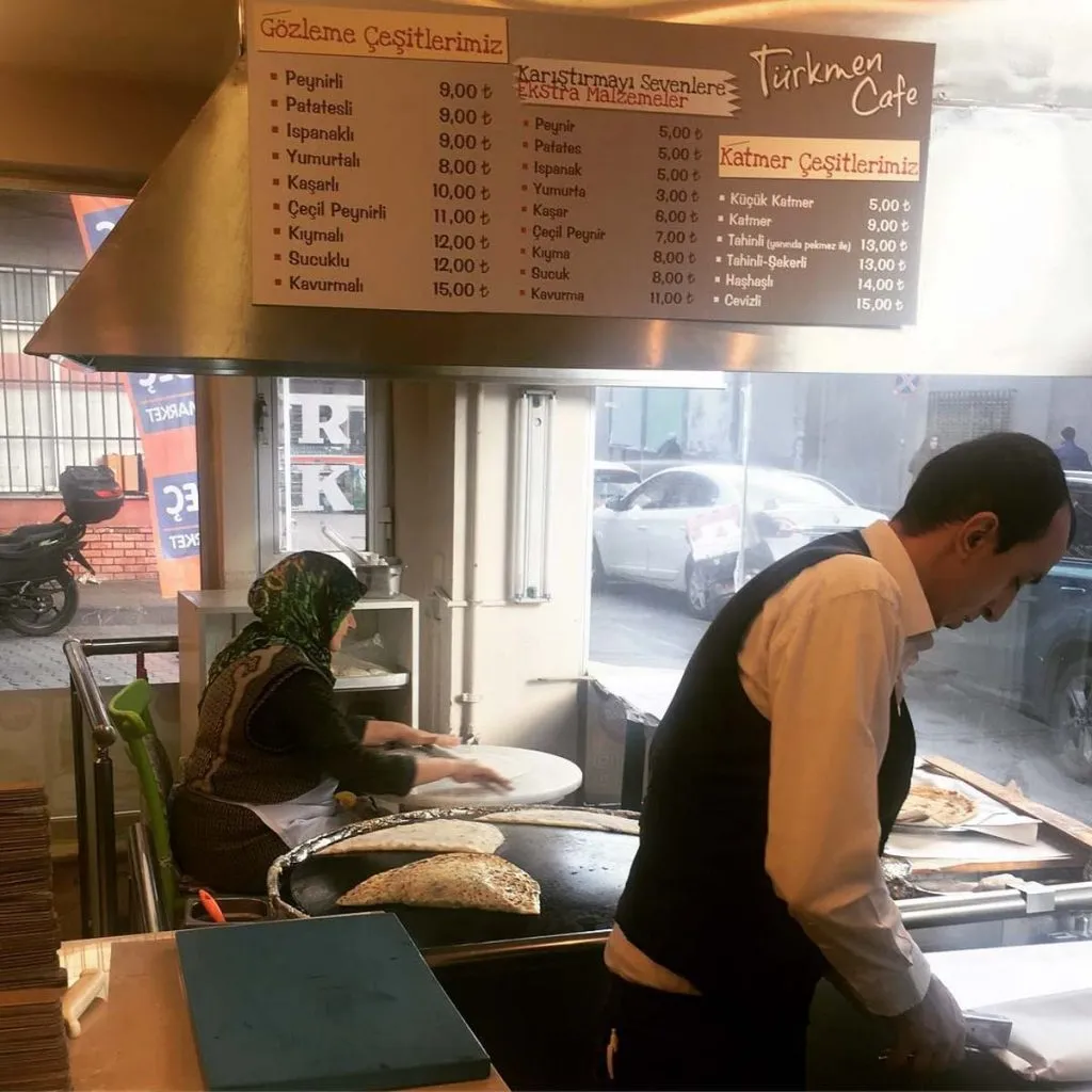 Gözleme at Türkmen Cafe, a small local favorite in 4. Levent, Istanbul